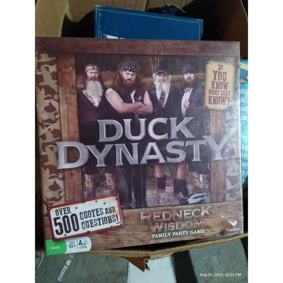 Unopened Duck Dynasty Redneck Wisdom family game - Picture 1 of 6